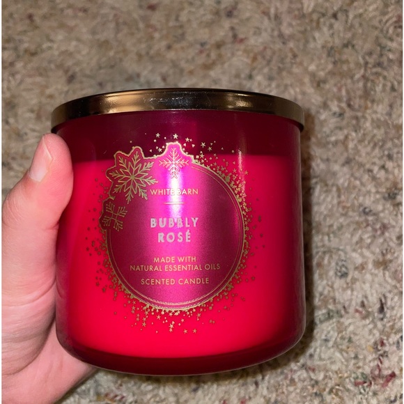 BBW limited edition bubbly rose white barn candle 🕯 - Picture 3 of 6